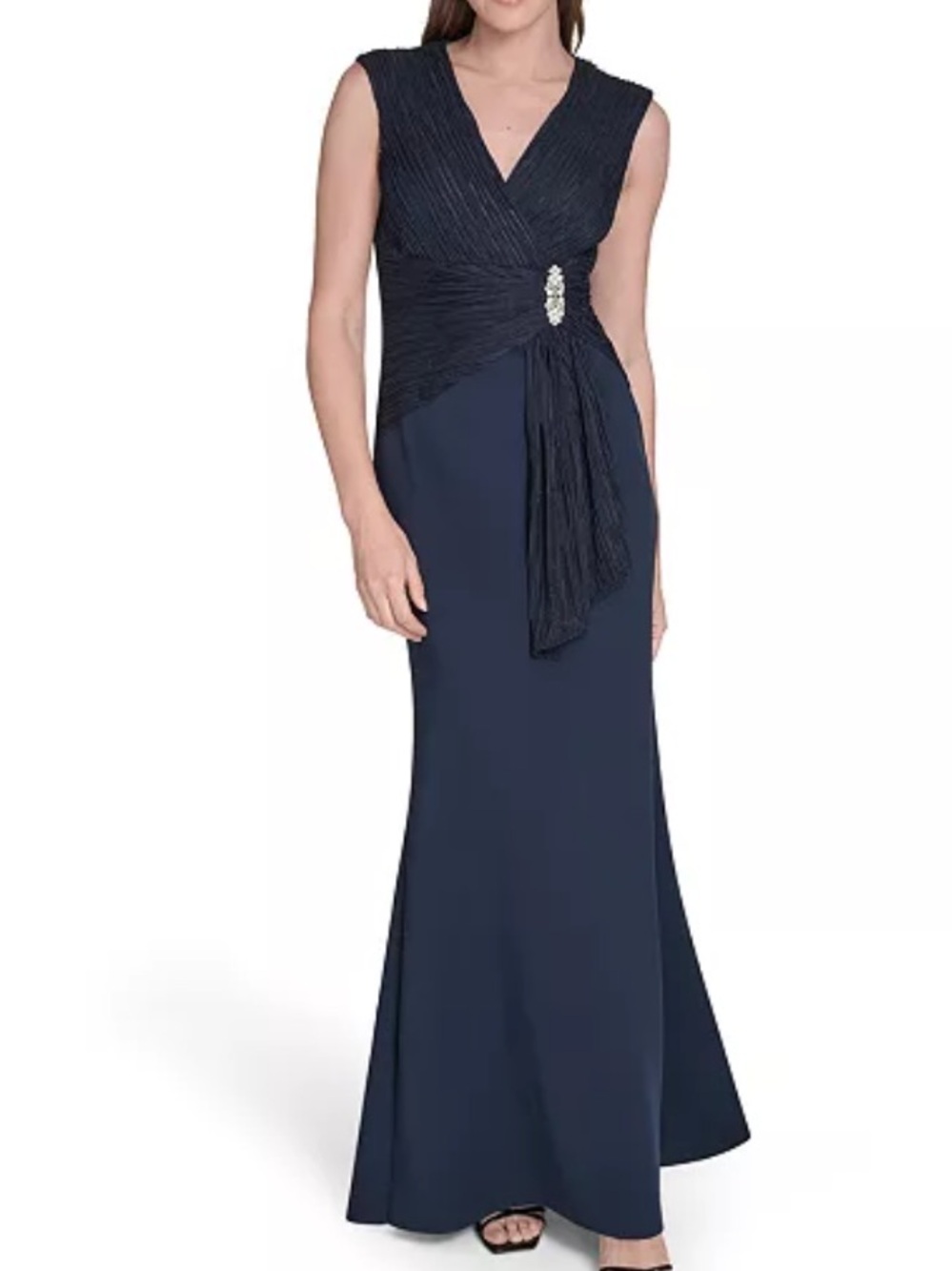 Jessica Howard Embellished V-Neck Evening Gown – Size 10P NWT